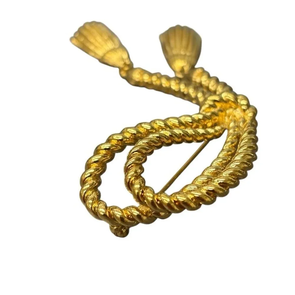 Rope Lasso With Tassel Dangles Vintage Gold Tone Brooch Pin
